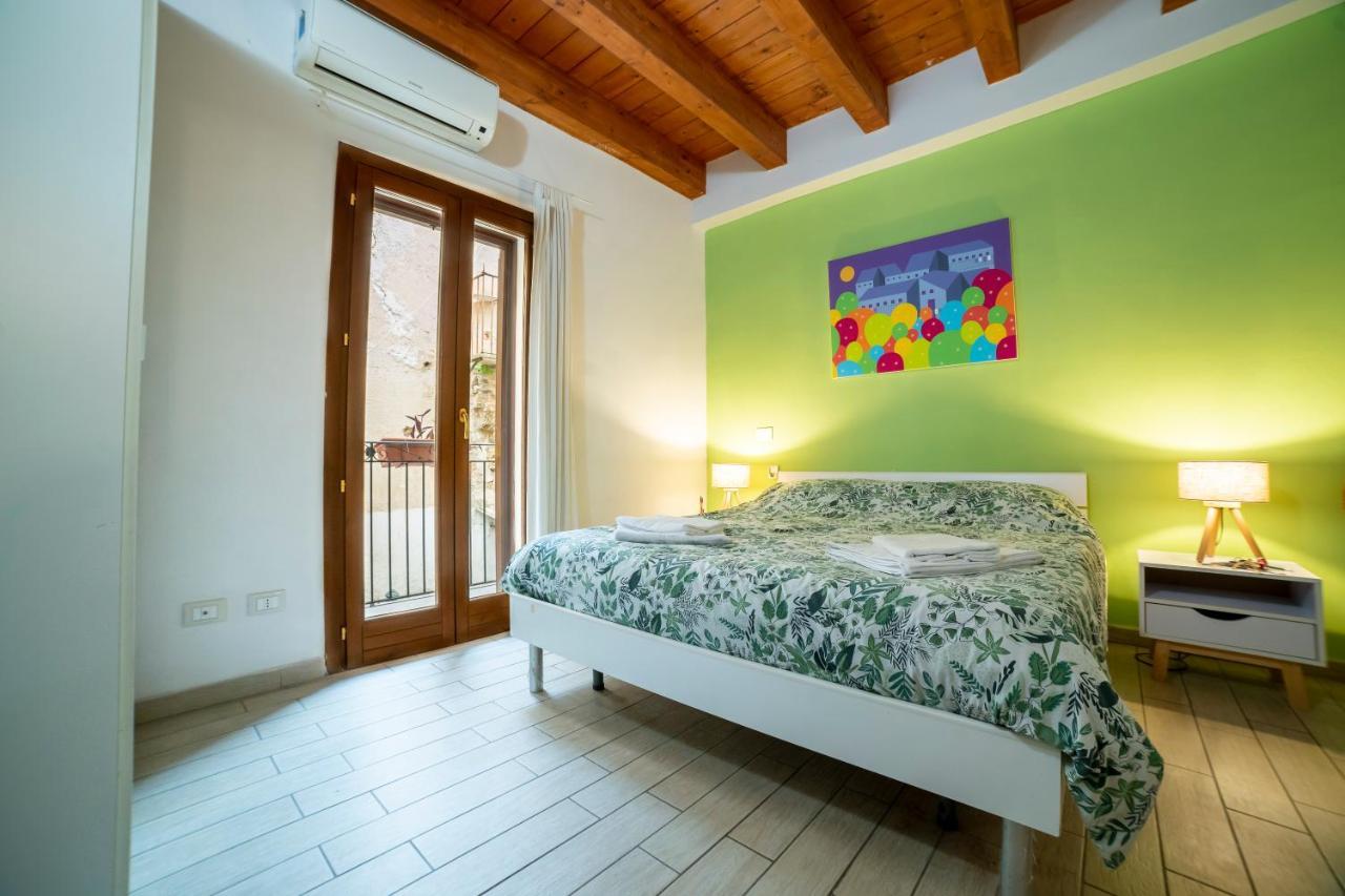 Ferienwohnung Happie Casa La Cattedrale Palermo Exterior foto